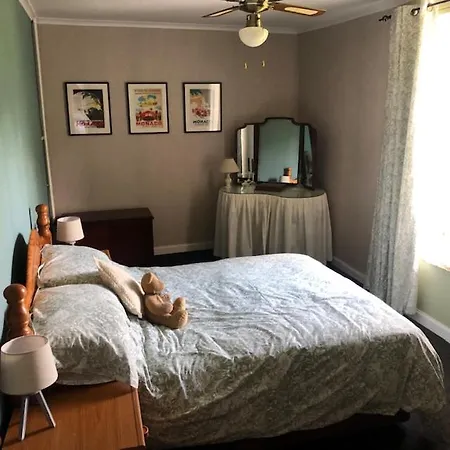 Oda ve Kahvaltı Sourdevalle 3*